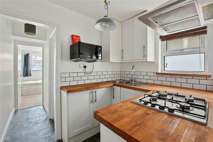 1 Bedroom Flat To Rent In Odessa Road, London, E7