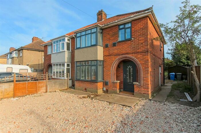 3 Bedroom Semi-Detached House To Rent In Mile Cross Lane, Norwich, NR6