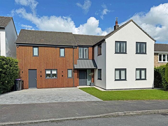 4 Bedroom Detached House For Sale In Vence Close, Stamford, PE9