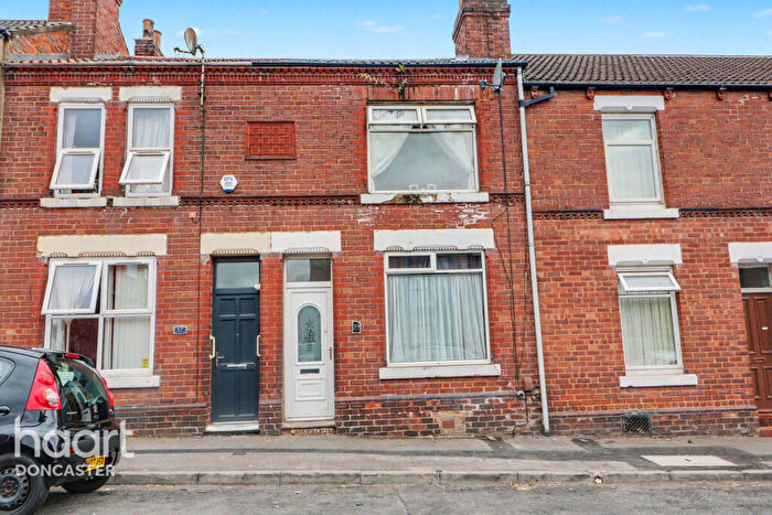 3 Bedroom Terraced House For Sale In King Edward Road, Balby, Doncaster, DN4