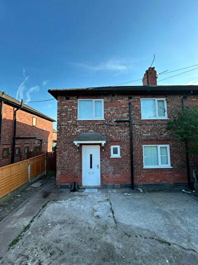 4 Bedroom Semi-Detached House To Rent In Aylesby Avenue, Manchester, M18