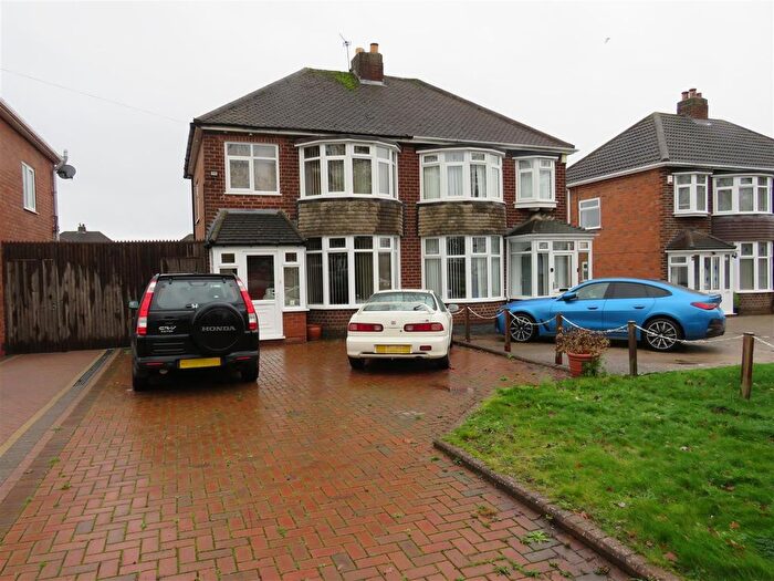 3 Bedroom Semi-Detached House For Sale In Water Orton Road, Castle Bromwich, Birmingham, B36