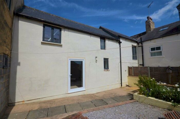 2 Bedroom Terraced House To Rent In School Road, Aberford, Leeds, LS25