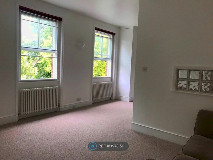 1 Bedroom Flat To Rent In Amhurst Park, London, N16