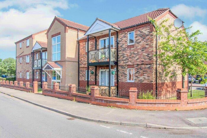 2 Bedroom Apartment To Rent In Fewston Way, Lakeside, DN4