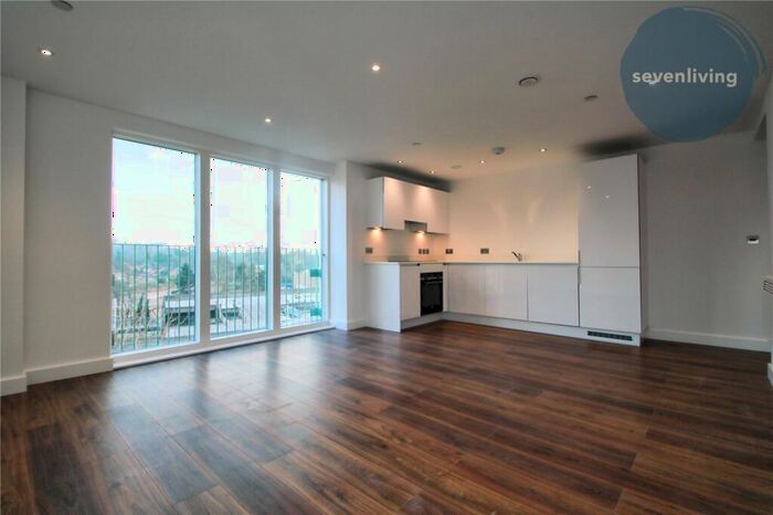 2 Bedroom Apartment To Rent In The Grand Exchange, Market Street, Bracknell, Berkshire, RG12