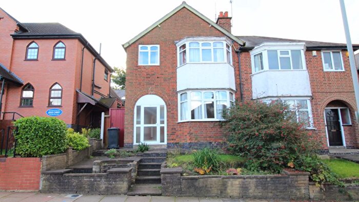3 Bedroom Semi-Detached House To Rent In Bodnant Avenue, Leicester, LE5