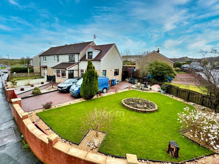 3 Bedroom Semi-Detached House For Sale In Stoopshill Crescent, Dalry, KA24