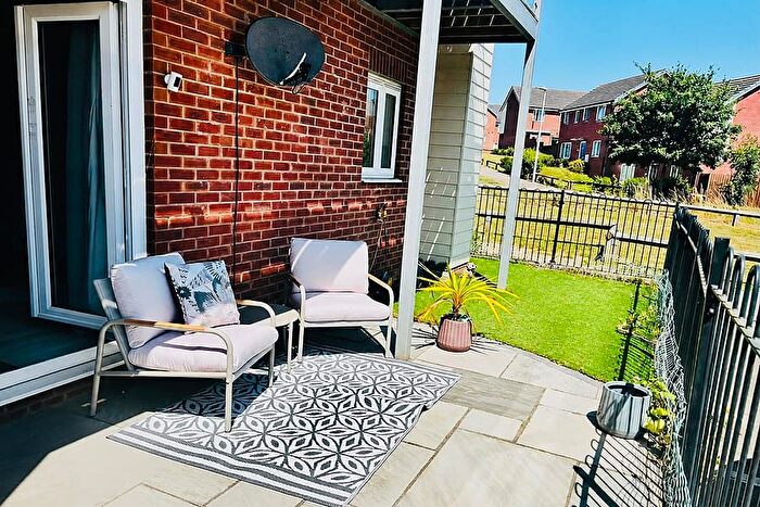 2 Bedroom Flat For Sale In Elsie Place, Hill Barton Vale, Exeter, EX1