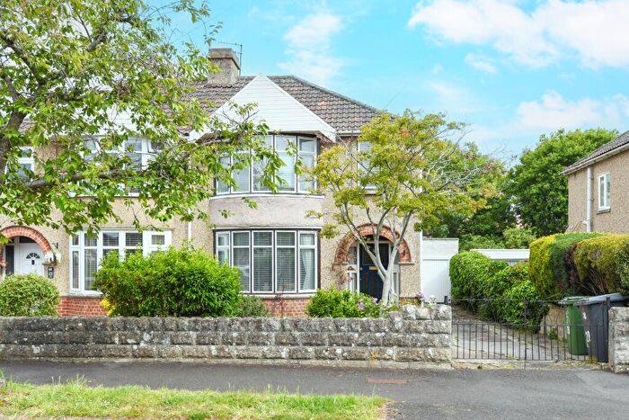 3 Bedroom Semi-Detached House For Sale In The Croft, Trowbridge, BA14