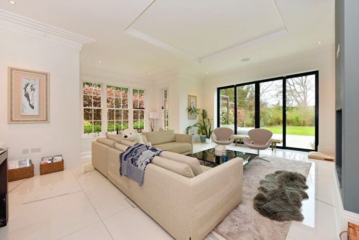 6 Bedroom Detached House For Sale In Spicers Field, Leatherhead, KT22