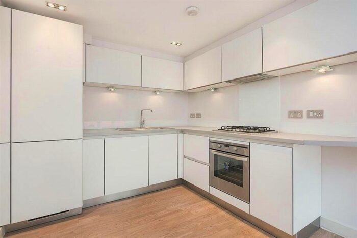 1 Bedroom Flat To Rent In Piano Lane, Carysfort Road, London, N16