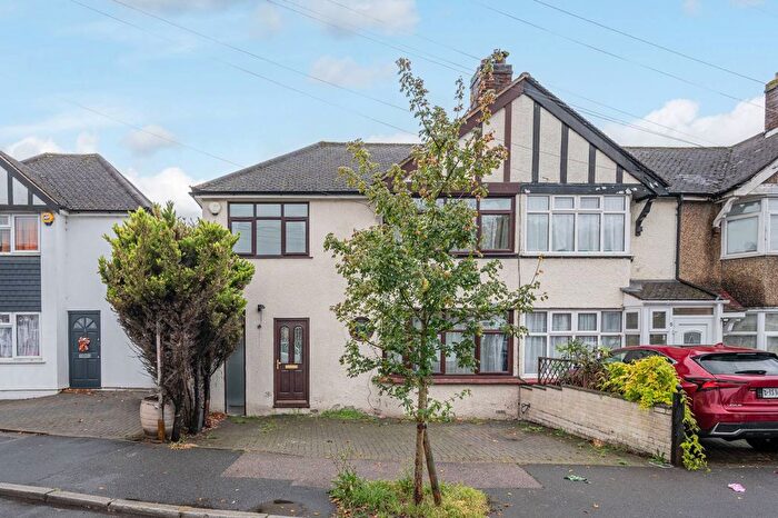 4 Bedroom End Terrace House To Rent In Homefield Gardens, Colliers Wood, Mitcham, CR4