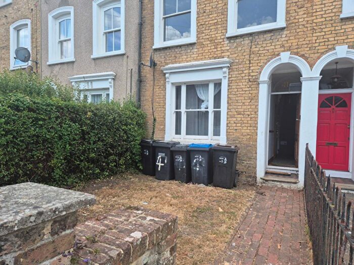 4 Bedroom Property To Rent In Elgin Road, Croydon, CR0