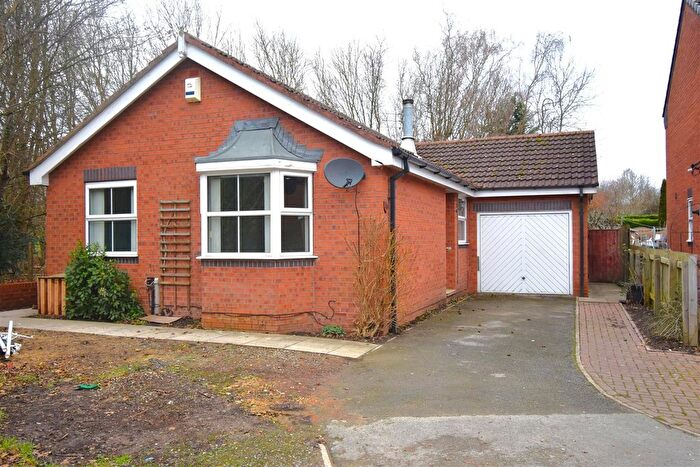 3 Bedroom Bungalow To Rent In Osprey Close, York, YO24