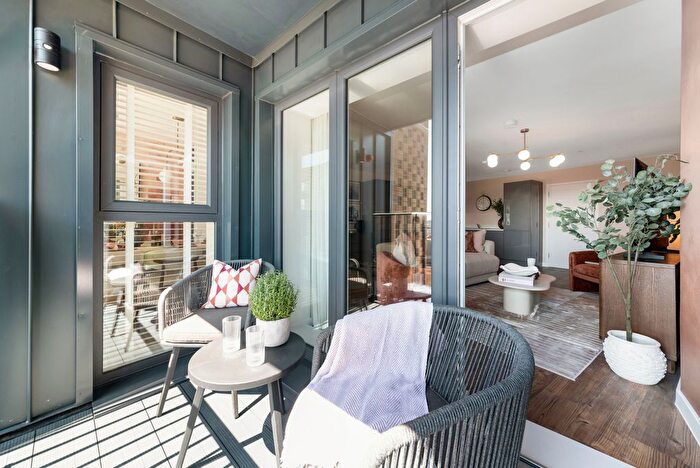 1 Bedroom Flat For Sale In Ham Road, Shoreham-By-Sea, BN43