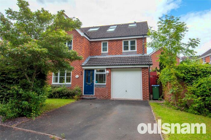 5 Bedroom Detached House To Rent In Bishops Walk, Cradley Heath, West Midlands, B64