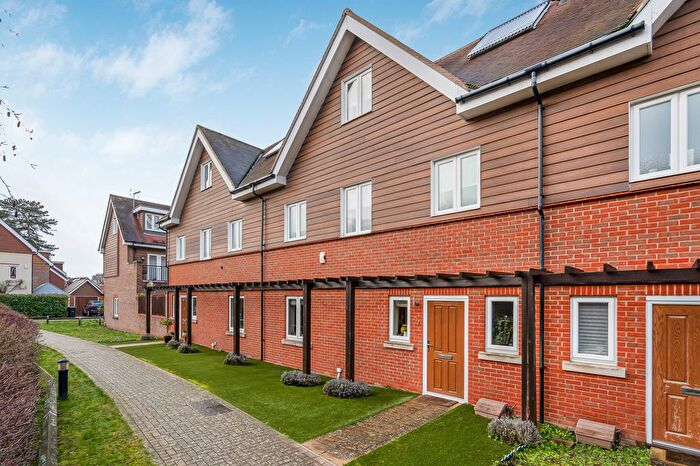 4 Bedroom Terraced House For Sale In Mulberry Way, Ashtead, KT21