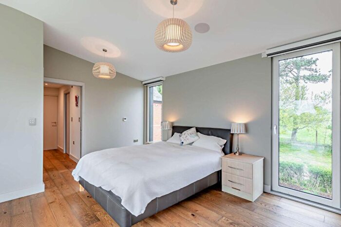 5 Bedroom Equestrian Facility For Sale In Manns Hill, Burghfield Common, Reading, Berkshire, RG7