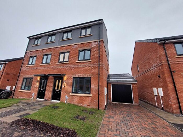 4 Bedroom Semi-Detached House To Rent In Murray Close, Newcastle Upon Tyne, NE6