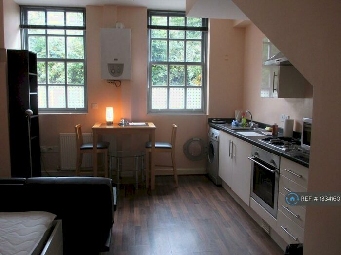 Studio To Rent In White Croft Works, Sheffield, S3