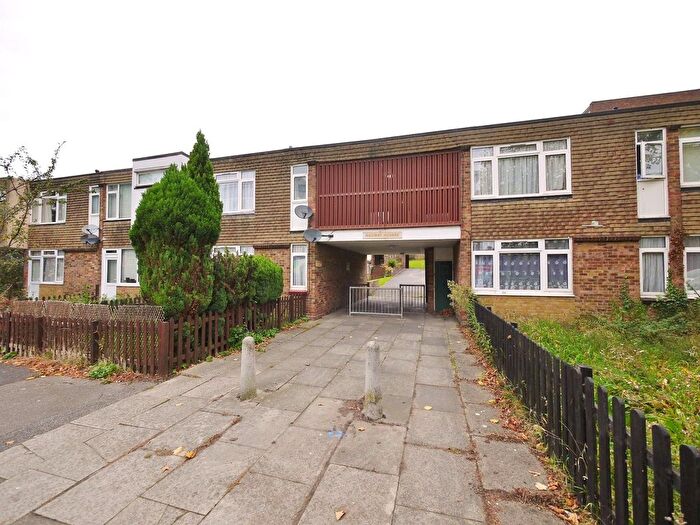 3 Bedroom Maisonette To Rent In Railway Square, Brentwood, CM14