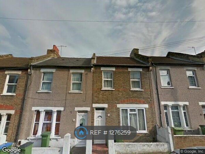 3 Bedroom Terraced House To Rent In Riverdale Road, London SE18