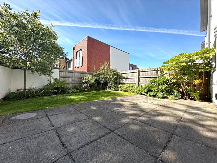 3 Bedroom Semi-Detached House To Rent In Topsham, Exeter, EX3