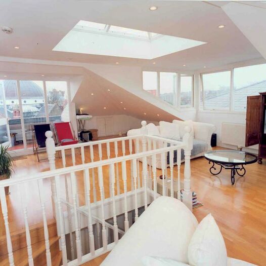 3 Bedroom Flat To Rent In Randolph Avenue, London, W9