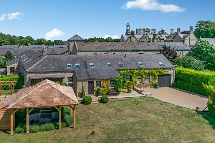 5 Bedroom Barn Conversion For Sale In Moor Park, Beckwithshaw, Harrogate, HG3