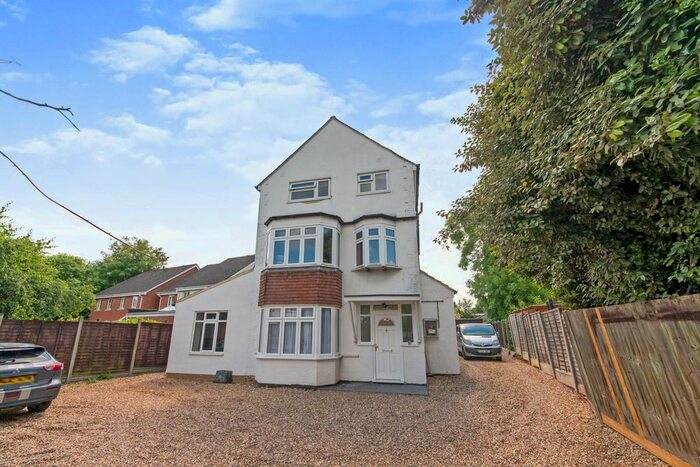 7 Bedroom Property To Rent In Garston Lane, Garston, Watford, WD25