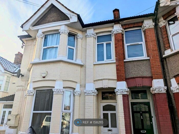 1 Bedroom Flat To Rent In Thornton Heath, London, CR7