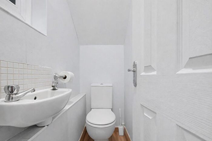 4 Bedroom Detached House To Rent In Nottingham Road, Stapleford, Nottingham, NG9