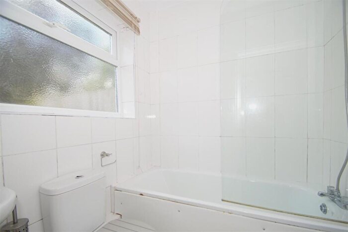 4 Bedroom Terraced House To Rent In Douglas Road, Horfield, Bristol, BS7