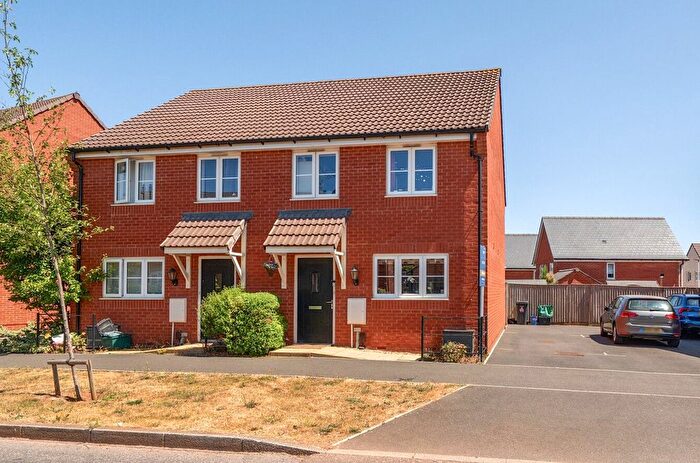 3 Bedroom Semi Detached House For Sale In Coaker Road, Exeter, EX1