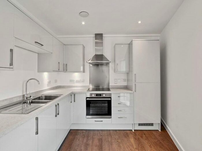 1 Bedroom Flat To Rent In Purley Way, Croydon, London, CR0