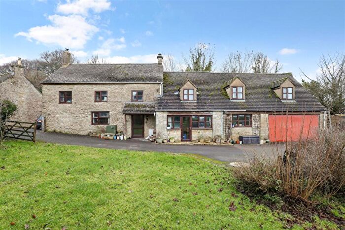 4 Bedroom Detached House For Sale In Frampton Mansell, Stroud, GL6