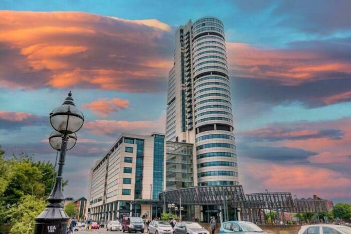 1 Bedroom Apartment To Rent In Bridgewater Place, Leeds City Centre, LS11