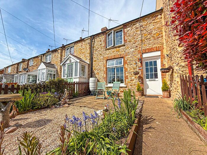 2 Bedroom Cottage For Sale In Eastbrook Terrace, Trull, Taunton. - No Onward Chain!, TA3