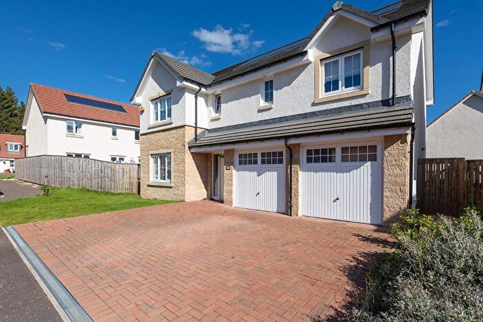 4 Bedroom Detached House For Sale In Caldercruix Crescent, Livingston, EH54