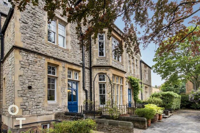 3 Bedroom Maisonette To Rent In Prince Of Wales Road, London, NW5