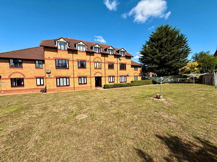 1 Bedroom Flat To Rent In Hirondelle Close, Duston, Northampton, NN5