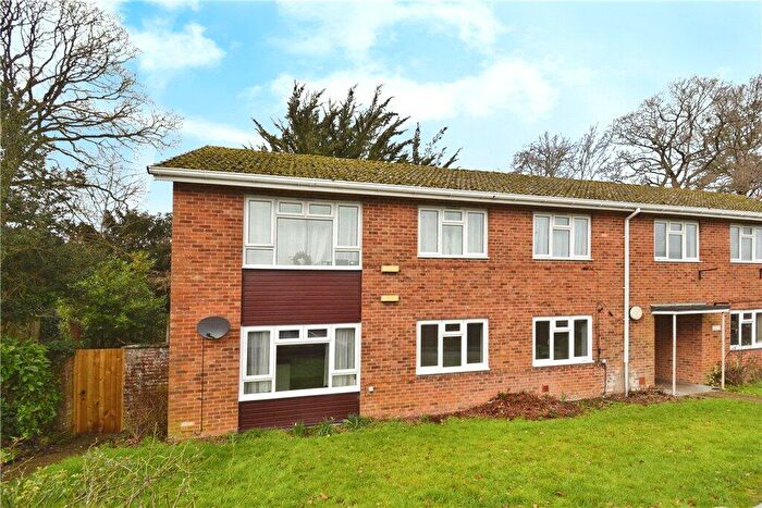 2 Bedroom Apartment For Sale In Butlers Close, Lockerley, Romsey, Hampshire, SO51