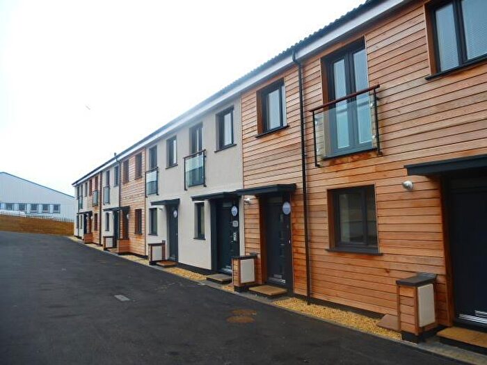 2 Bedroom Flat To Rent In Novers Hill Trading Estate, Bedminster, Bristol, BS3