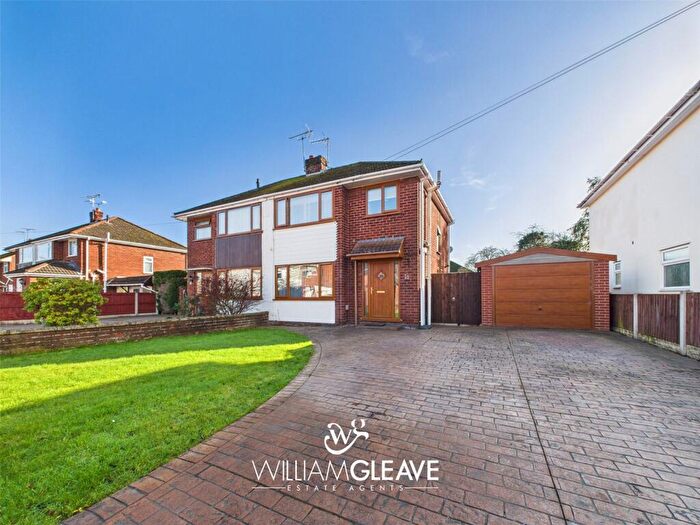 3 Bedroom Semi Detached House For Sale In Hamilton Avenue, Sandycroft, Deeside, Flintshire, CH5