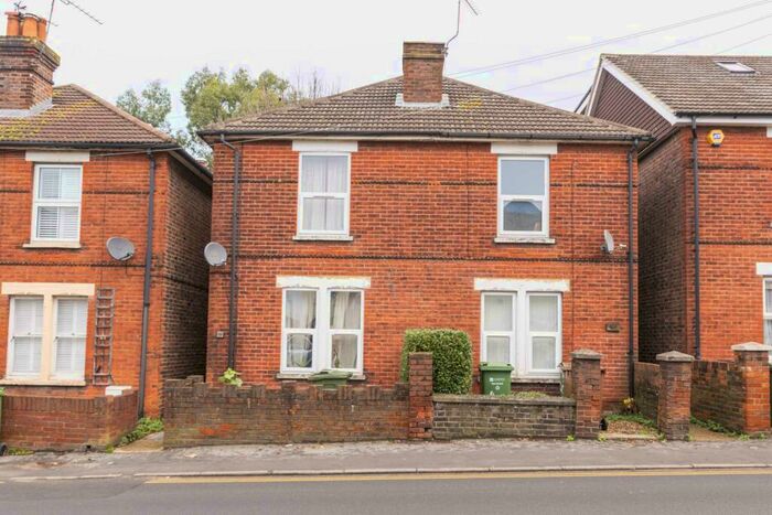 4 Bedroom Semi-Detached House To Rent In Guildford Park Road, Guildford, GU2