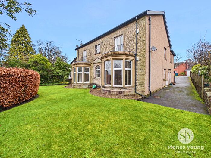 2 Bedroom Flat For Sale In Ribchester Road, Wilpshire, BB1