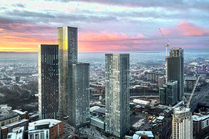 2 Bedroom Apartment To Rent In South Tower Deansgate Square, Owen Street, Deansgate, Manchester City Centre, M15