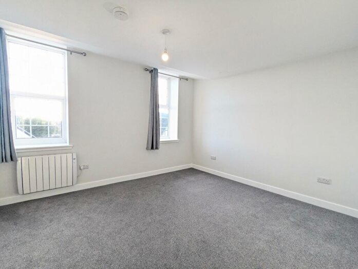 1 Bedroom Flat To Rent In Scarborough Street, Irthlingborough, NN9