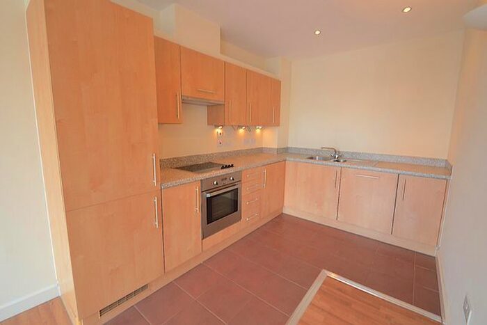 1 Bedroom Flat To Rent In Queens Road, Nottingham, NG2
